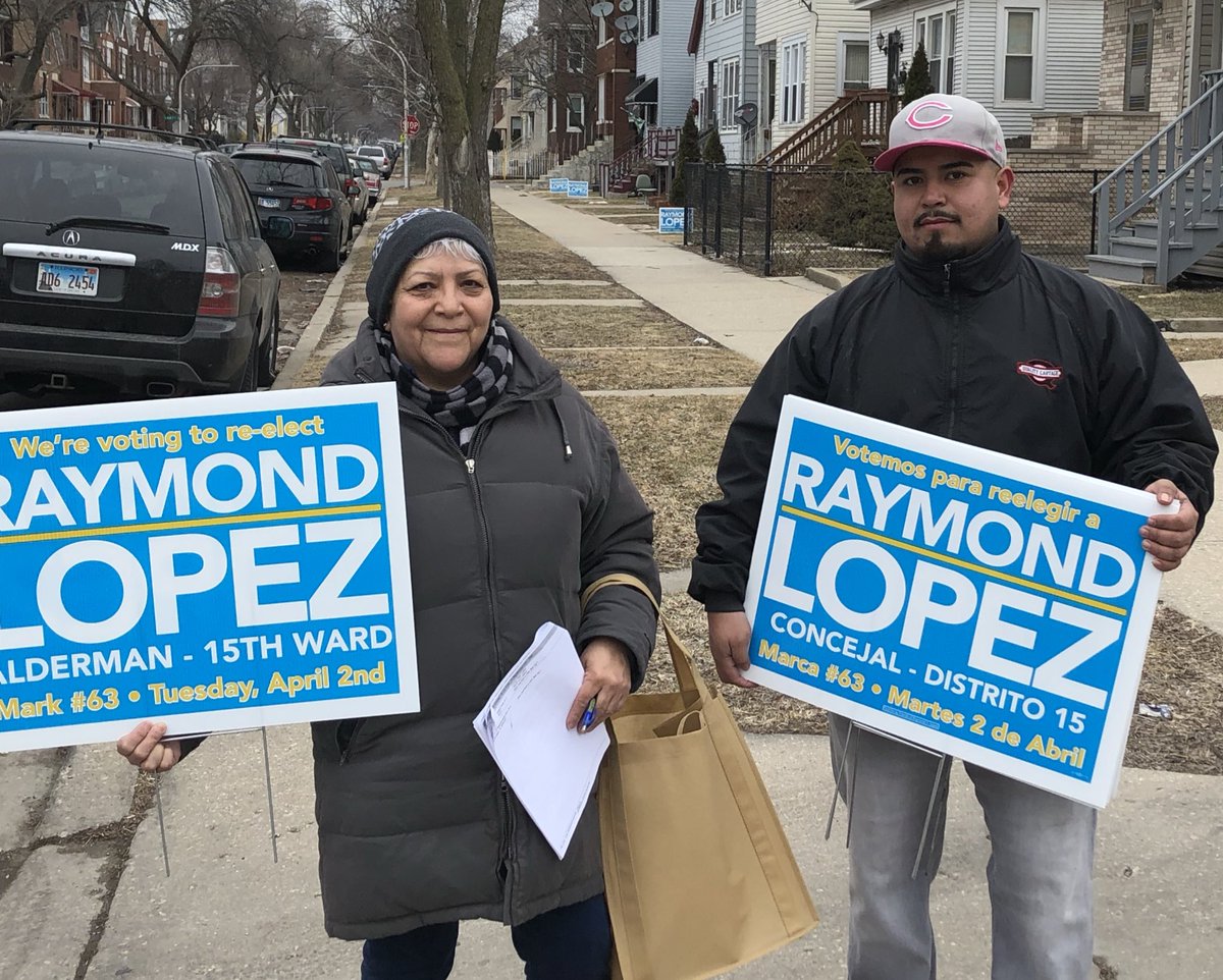 RaymondALopez's tweet photo. A little rain can’t stop our progress with real 15th Ward residents showing me love!
#TrueCoalition #chi15 #BetterTogether
💪🏻💪🏼💪🏽💪🏾💪🏿 https://t.co/aupzo9XGVN