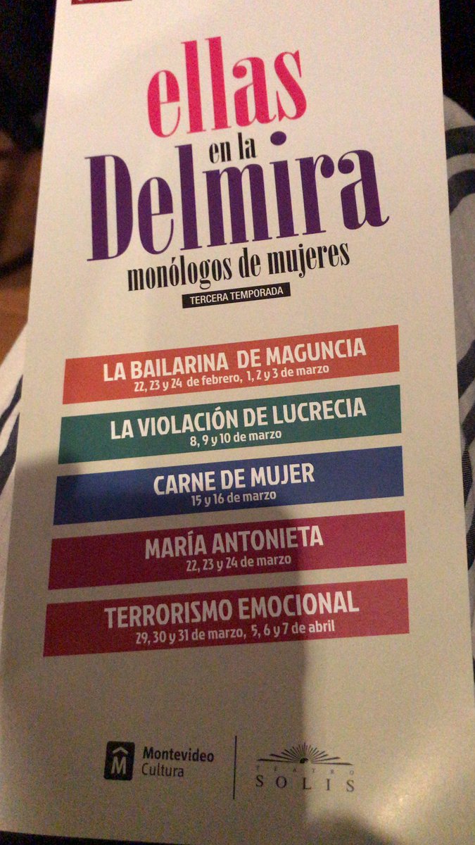 Gracias @hollynat y #Renner por la invitación a disfrutar de una de las entregas de #EllasenlaDelmira en @TeatroSolis @manurivoir me reporto.#LaviolaciondeLucrecia #MonicaMaffia