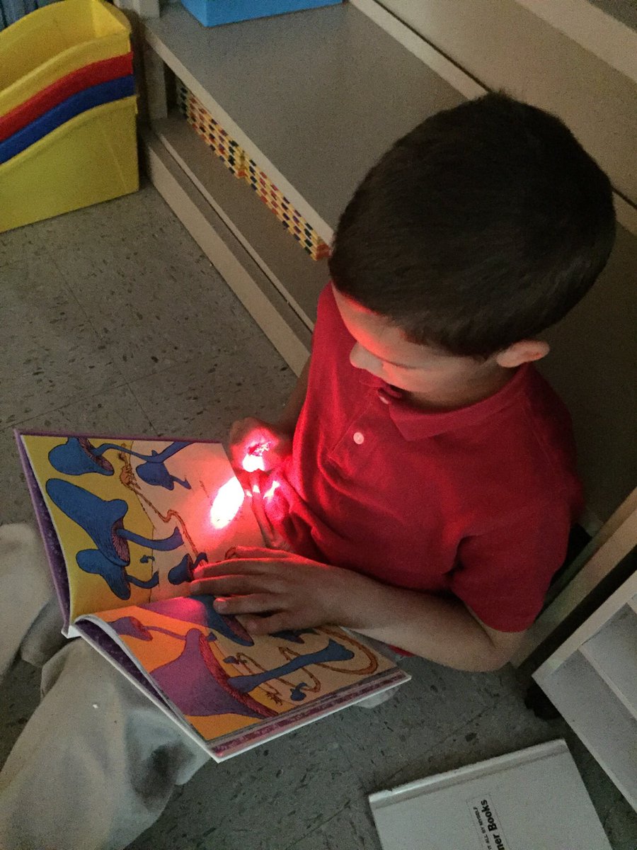 MurdaughM's tweet photo. Celebrating Dr. Seuss week with flashlight reading #ReadAcrossAmerica #NCSSbetheBEST @jrtzfanclub @MsRBattle @mresnewton @RonEdwardsWorld @vwhite001 https://t.co/9pOgVdm5I1