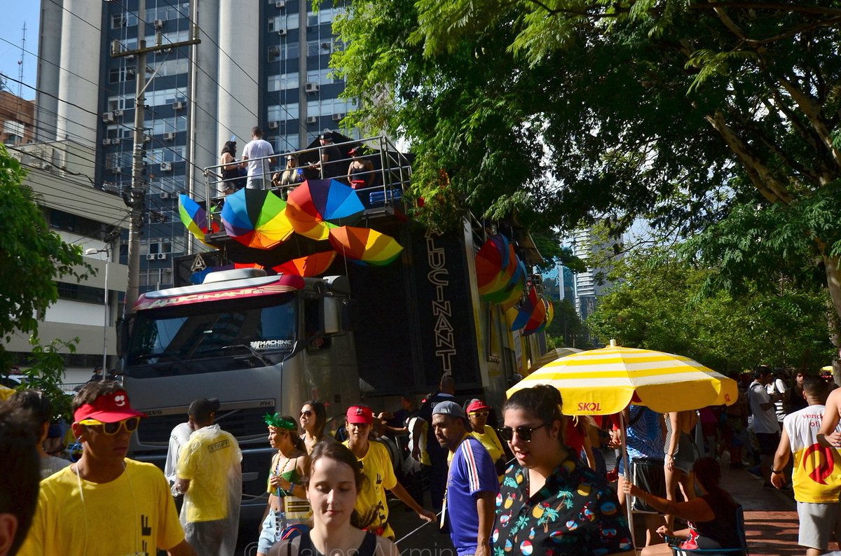 CarlosAlk's tweet photo. Alguns momentos do pós-carnaval na Avenida Berrini - São Paulo:
Mais em https://t.co/CHr7CkHDnP
#Photography #CarnavalBerrini #BrooklinSP #BrooklinNovo #Carnaval #Carnival #CarnavalBrazil #Carnaval2019 #Carnavalderua #CarnavalSP #bloquinho #bloquinhos #BlocoVoudeTaxi #folia https://t.co/se3kZjWiPO