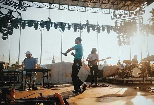 rayroa's tweet photo. Backlit and exuding an incredible amount of cool, it's Chaz Bundick leading Toro y Moi through its Tampa debut for @gasparillamusic.
#CLmusic #tampamusic #tampabaylive https://t.co/01gh0Jc9id https://t.co/yd30zzSwFN