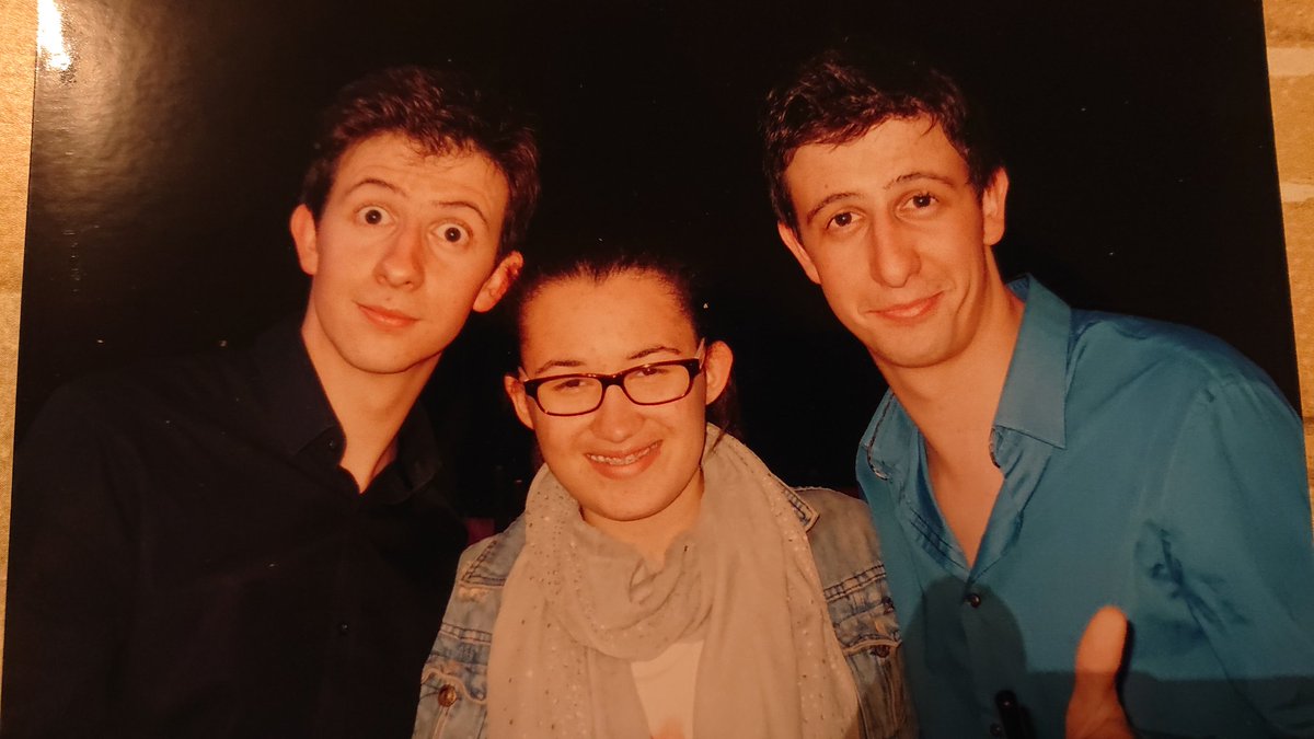 HEMACHE1's tweet photo. 6 ans que vous suit et que vous nous faites toujours autant rire ! Merci @SteevenetChris pour ce spectacle de folie, vous êtes excellents, bravo à vous !! 👏👏😍😍 A très vite ... Au spotlight ! 😘😘 #Sebasto #11juin2013 #9mars2019 #GrandsCrusClassés https://t.co/21DObhoZ5s