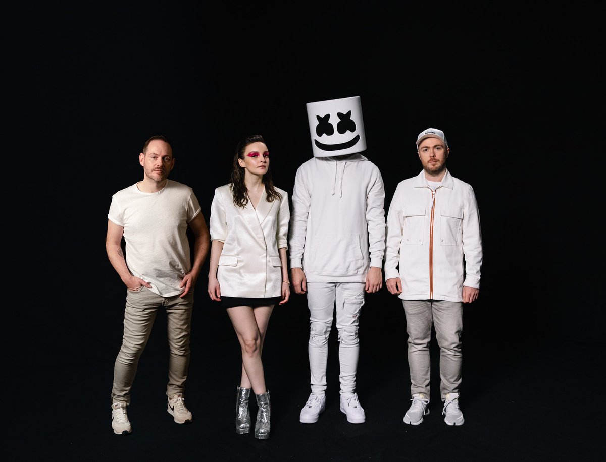ChvrchesPT's tweet photo. "Here With Me" came out yesterday!! What did you think of the new @CHVRCHES song with @marshmellomusic?! 💙
Personally loved it! These 2 artists together could only give good thing 😉 great sound and great lyrics 👌
Congratulations to all! 🙌

#CHVRCHES #Marshmello #HereWithMe https://t.co/85I0MLEJ6s