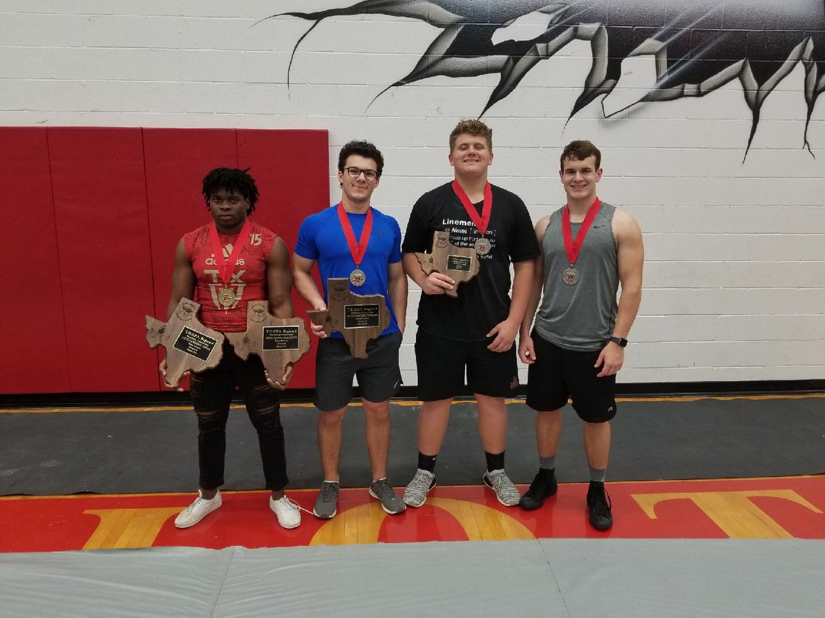 Needville Powerlifting tweet media