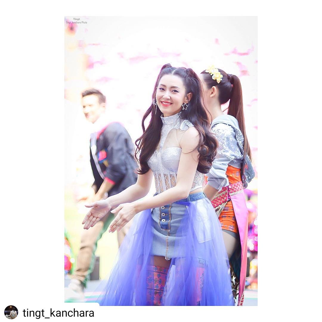 Nongnuch572112's tweet photo. สวด.วันสีแดง นานๆมาทีแต่กดรีและ❤ให้ตลอดๆน๊าสำหรับคู่ #โป๊ปเบลล่า รักทั้งคู่ไม่น้อยไปกว่ากันเพราะอยู่บ้านคู่ปบ น้องตัวเล็กน่ารัก
ดุ๊กดิ๊กแบบนี้พวกเราจะไ��ไหนรอด รักเบล #savebell
🙇เจ้าของรูปภาพนะคะ https://t.co/MEzPdhyQbP