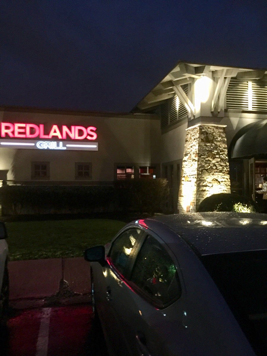 jspalding79's tweet photo. This place is the best #jalexanders https://t.co/IS0S1Xigg0
