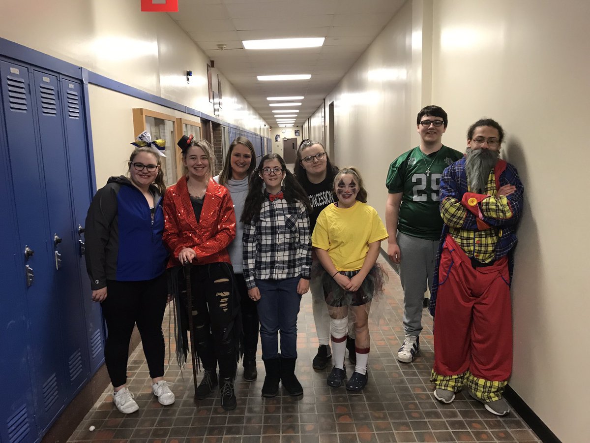 KRoach_BTBOCES's tweet photo. THANK YOU Mr. Buyck & Mr. Sheehan for supporting us!! (Even when we have a wardrobe malfunction....π). We appreciate you! @BroomeBOCES #wherethefunneverstops #fuzzypickles #laughter #neveradullmoment #ptechproud #nextstopstates @BtTechAcademy @SoTierPTECH https://t.co/0RyOM8g87b