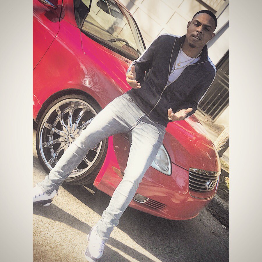 ZayCole_100's tweet photo. Turn Yo Lessons Into Blessings & Watch You Stop Stressing 🗣💯😎 #ZC100 💦👌🏽 https://t.co/hdHsX078kC