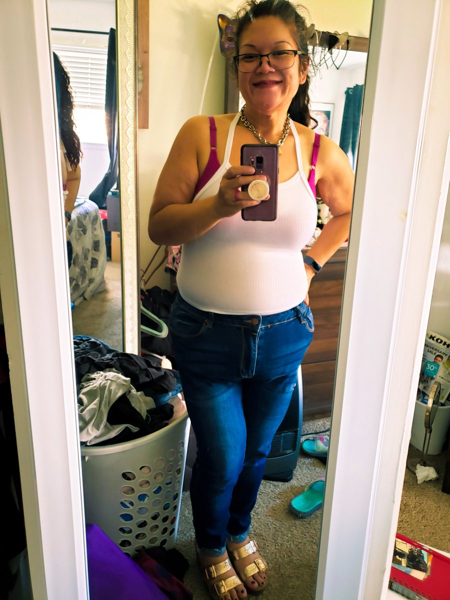 kim710710's tweet photo. So ready for summer! See guys I own clothes... #iworkout #squats #weighttraining #thickfilipina #masochist #owned #daddycunt https://t.co/4KZyYYONaK