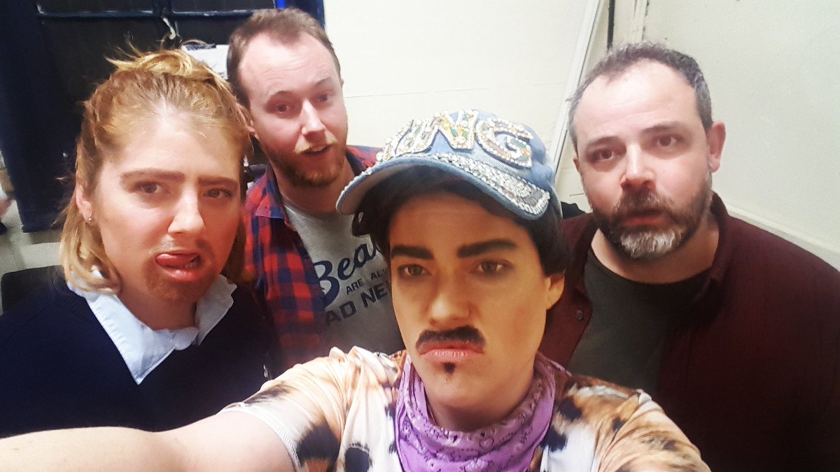 We're through to next round of @faimprov ultimate cagematch. Huge ❤ to Ish - rad host. Big up <a href="/KeithImprov/">Keith</a> killed it 😍 Snogs honorary rad lads @Kempezofficial &amp; <a href="/RFrimston/">Robert Frimston</a> Come tommorrow to see who's the ultimate champs🏅
 #improv #drag #dragprov #cagematch #comedy #lgbtqiaarts