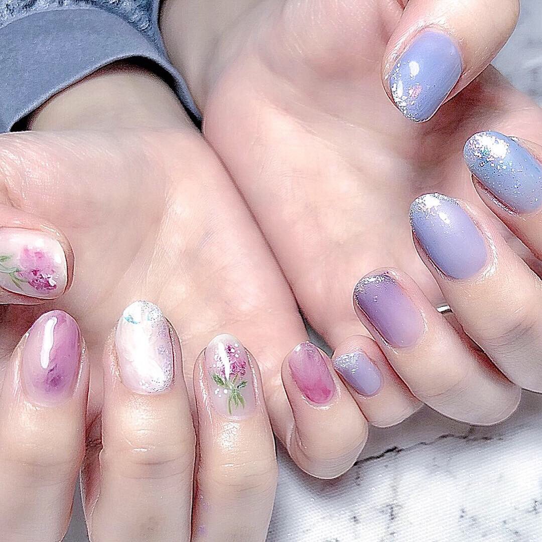 Ayaka あやねこ T Co Zcohuwi47l 今のネイル 左右違うデザインなのだけど ほんと可愛いすぎる色合い 今日ネイルのジヨンさんが恵比寿で韓国で仕入れたプチプラのお洋服やコスメのポップアップショップ夜までやってるから ちょこっと