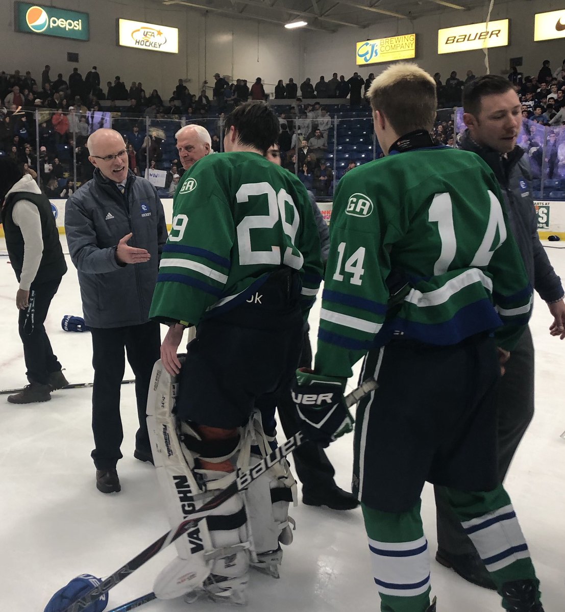 Remember this number. Remember this name Jack Jesko. Remember the year 2019. 

He made 43 saves to get into the <a href="/MHSAA/">MHSAA</a> record books today in a 3-1 loss in the state finals. 

Excellent work, Jack! Helluva effort! 💪🏻