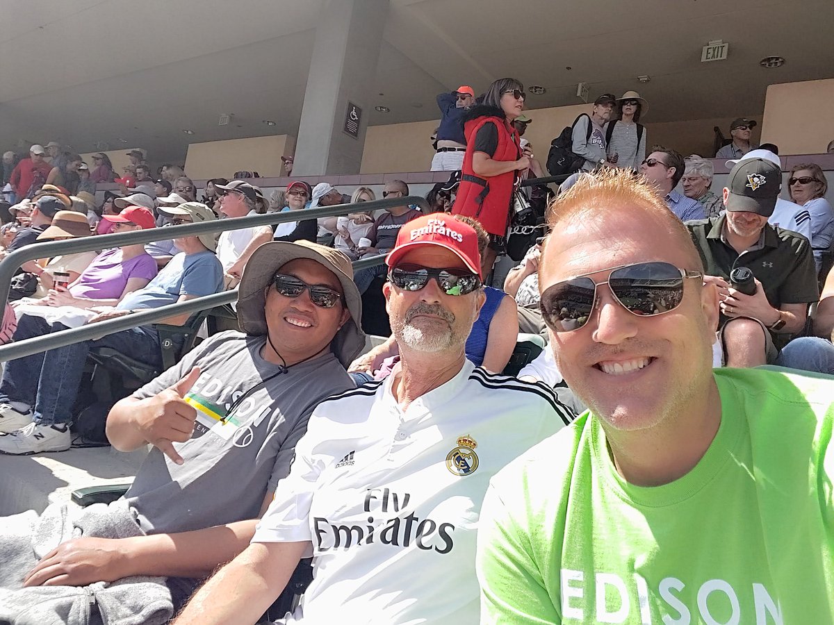 chargertennis's tweet photo. Edison Tennis taking in the action out in the desert.

#BNPPO19 https://t.co/3yuZ2adREG