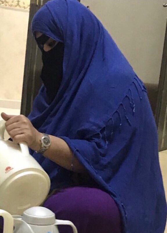 tht_98's tweet photo. عجيزك خرقها كبير 🍑 وترج كل ما مشت ولابسه برقع وجلابيتها مقمطه في فلقتها  من داخل ودك يكون خشمك مكان القمطه وامك ترجع بشطاياها على خشمك وتفرك شنبك بعرق مكوتها وانت تنفض من المحنه ومن الريحه القويه اللي بشطايب امك ؟ 🍑🔥                 { ديوث تعال خاص } #ديوث_بدوي https://t.co/lZanQSt3Fd