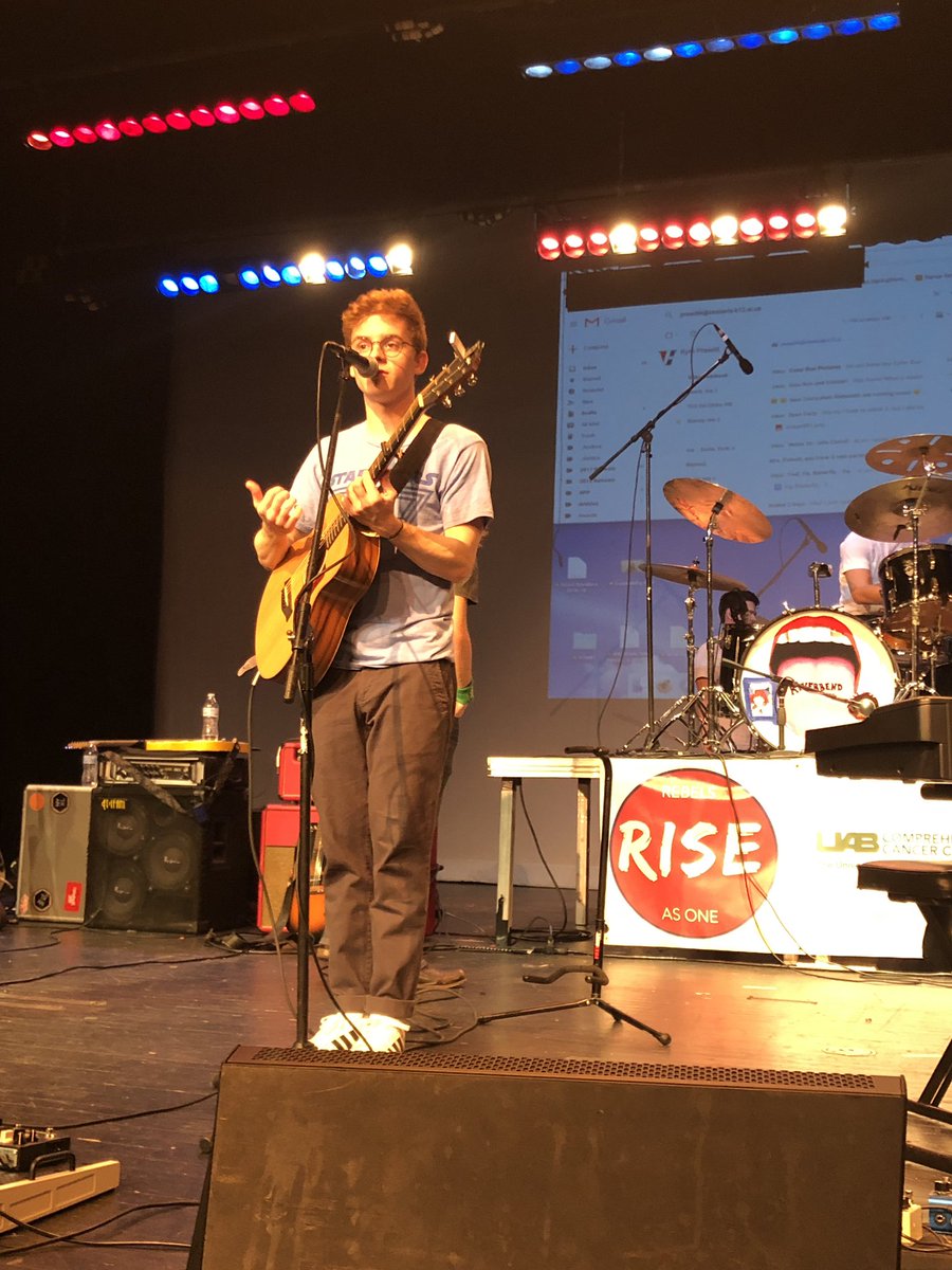 jbrown0503's tweet image. Time to get this #ConcertForACure started — Mutton Chops, Walker Burroughs, and Riverbend!! #RISE #VHPRIDE