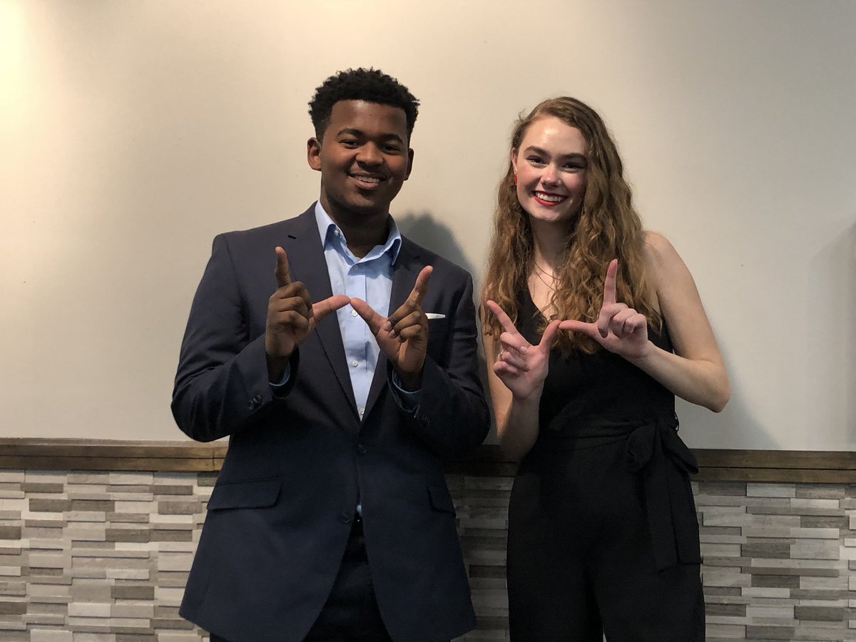 Congratulations Alyson Power on being named the 2019 Cincinnati Overture Visual Art award winner. We are so very proud of you!  Lakota west has a fantastic fine arts program! #WEareLakota #WestPride <a href="/FirebirdTweets/">FirebirdTweets</a> <a href="/ArtistJodi/">Jodi Kessler</a> <a href="/GauerStephanie/">Stephanie Gauer</a> <a href="/CincinnatiArts/">CincinnatiHealingArts</a>