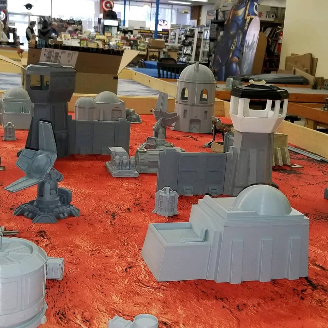 Took a bunch of terrain with for a great night of #swlegion. Great to see the test pieces fit in with the game.  Shout out to @borderlandscg ... just a great place to go and play.  #3dprinting #terrain #terrainbuilding