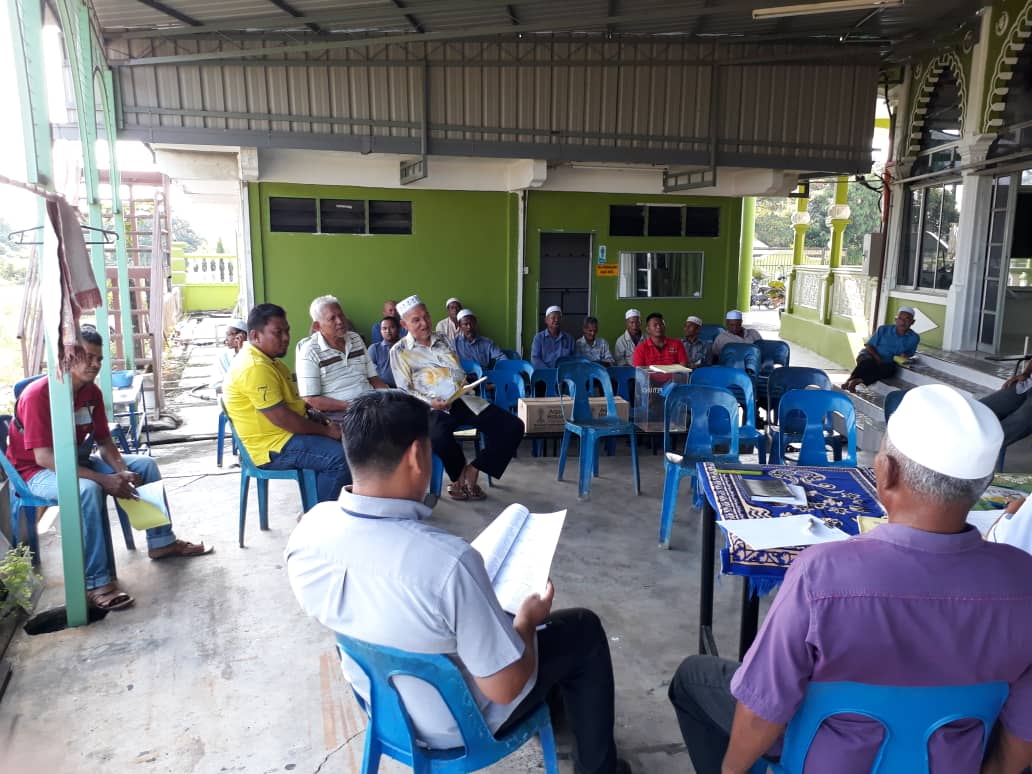 CUPMADA's tweet photo. Pemantauan dan Penyeliaan Mesyuarat Agung Unit Tok Keling PPK C III Tajar

#madamebeles #CUPMADA
#TeamBPIP
#PPKBerjayaPeladangSejantera https://t.co/SDIMmbc6ox