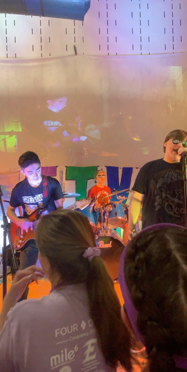 EAHS_MiniTHON's tweet photo. $85,767.95 all FOR THE KIDS!! Thank you for all of your hard work and dedication to this amazing cause. We couldn’t have done this without you!🎗#eahsminithon19 #aleapforacure https://t.co/lJb6S6d4h5