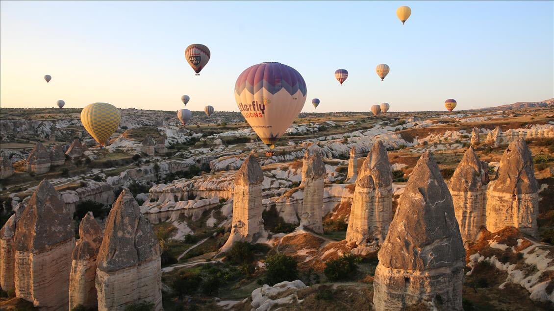 kulmustafa77_ac's tweet photo. Eşsiz güzelliklerin diyarı #Kapadokya’mızdan selamlar, mutlu hafta sonları...

#pazar #Nevşehir #balon #Türkiye
#sunday #ballons #Cappadocia #Turkey 🇹🇷 https://t.co/EA5c3bc2RG