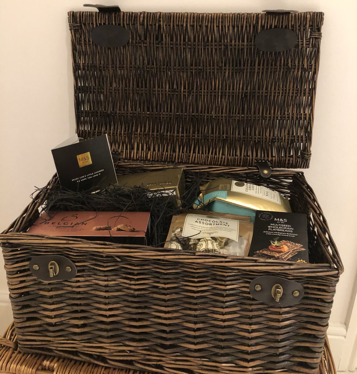 Wow! Must show you this amazing gift sent from @SpencerGale <a href="/MagellanHL/">Magellan Homeloans</a> to congratulate us on our recent Sunday Times Best Company win. Thank you so much!