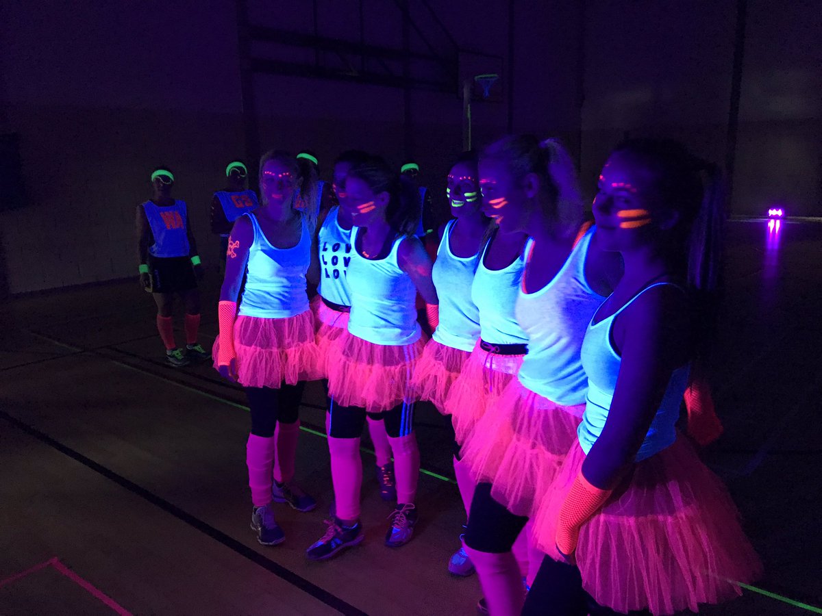 GlowSportsUK's tweet photo. Yesterday’s GkowNetball event was amazing. Thanks to @AshtonParkSport team for the help with the venue. A big thanks to all the teams for taking part. On to the next one in Bath. More images coming soon. #netball #glowsports #uvsport #britol https://t.co/jovsBntHAZ