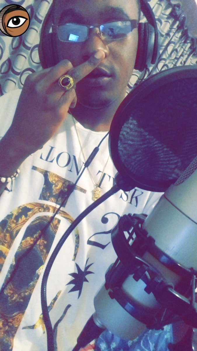 RangellJuka's tweet photo. Music Life✈🔞🎶🔥 https://t.co/11pIcWjWZi