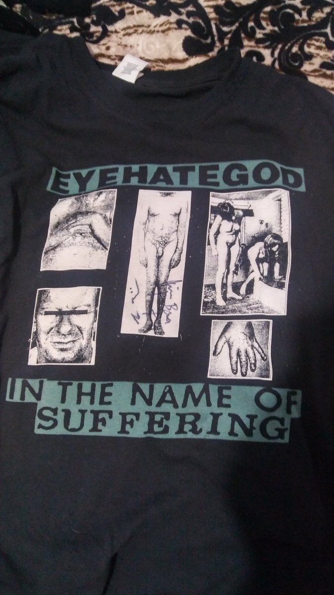 caga97's tweet photo. The shirt I got at the show! Signed by guitarist of Brainoil and Jimmy Bower of Eyehategod! #metal #sooonaaassttyyyy #Brainoil #BlackCobra #Eyehategod https://t.co/gV7Ije6XyX