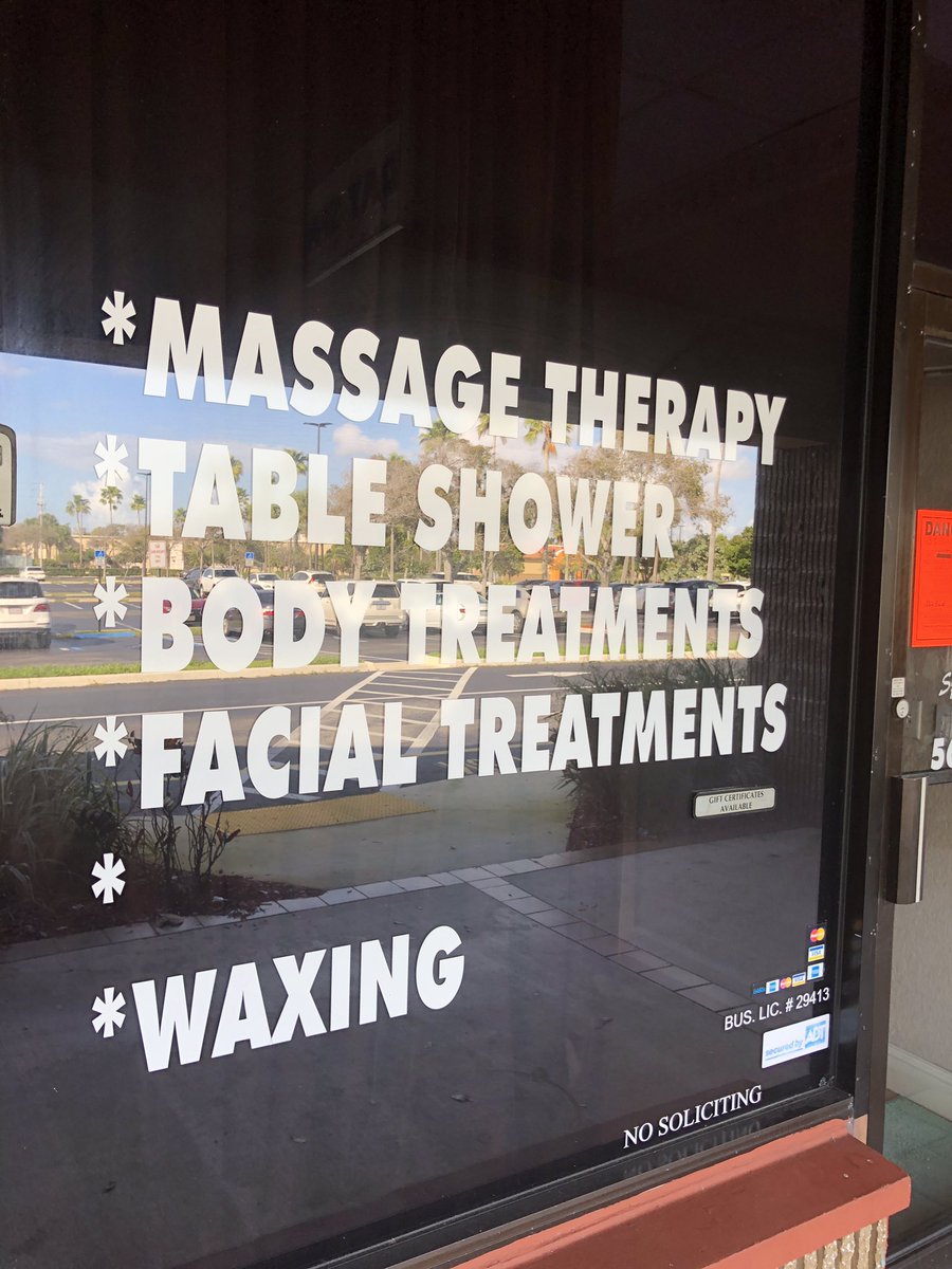 TyMurphy19's tweet photo. @HoarseWisperer @MollyJongFast That Day Spa though
what the hell is a table shower?
And what exactly
are those facial treatments all about?
#SpaLady
#RubNTugGate https://t.co/VTVEngaq4G