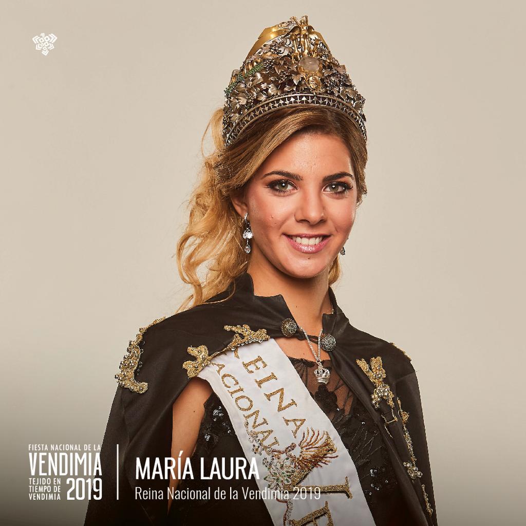 MinGobiernoMza's tweet photo. ¡Felicitaciones a la nueva Reina Nacional de la #Vendimia2019 @LauraMicames y a su Virreina Luz Mercol Pelandino! https://t.co/19PMzGKYN1