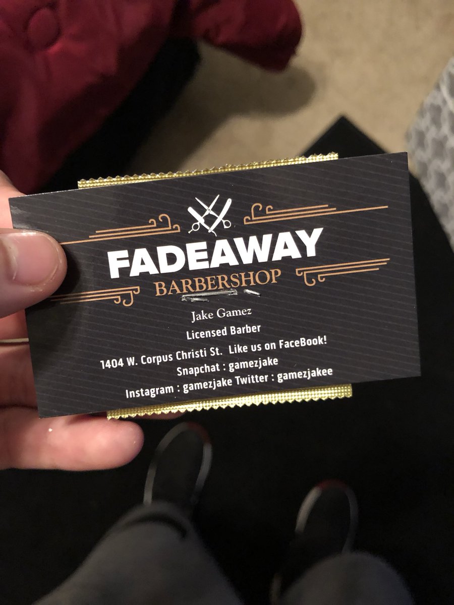 gamezjakee's tweet image. Gotta include one of these with every card! You’re going to need it after I cut your hair 💈🥇Trust me 🙌🏼