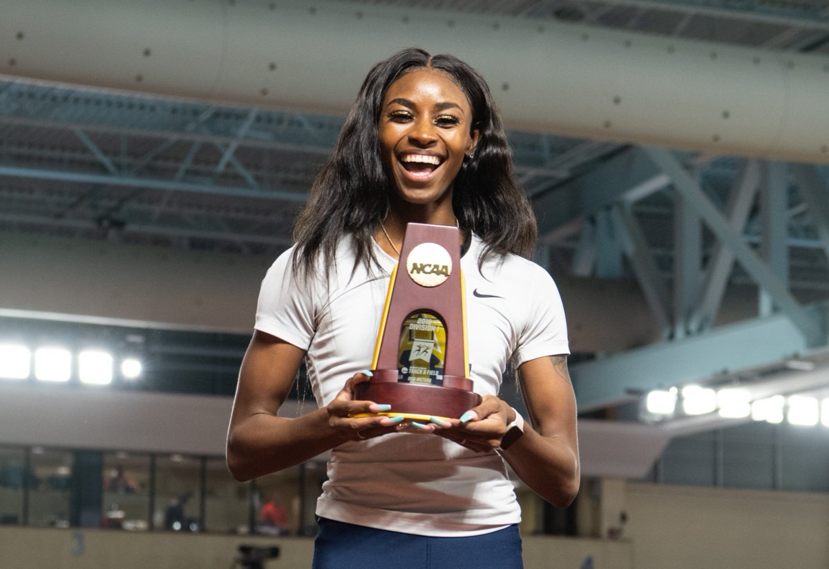 NCATAGGIES's tweet photo. "I'm not just an HBCU sprinter. I'm one of the best sprinters in the nation." You tell'em Kayla. @MEACSports @NCATAGGIES @KaylaaDee_ #AggiePride #ncat 
https://t.co/ahwOrlIJbw https://t.co/Hb8ikNtuB0