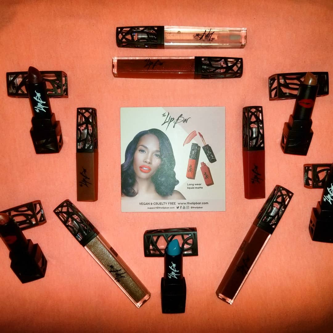 Suspishus's tweet photo. Minimalist & Bawse Lady have arrived & joined the family! #SupportBoBs #BlackOwned #BlackOwnedBiz #Vegan #CrueltyFree #TheLipBar https://t.co/832LpkKFbv