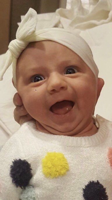 👀 at that 👶 ready for dinner