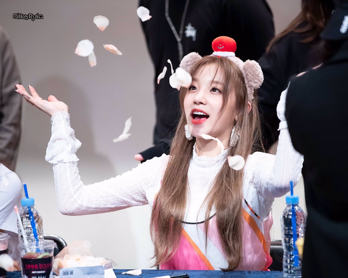 yuqi pics tweet media