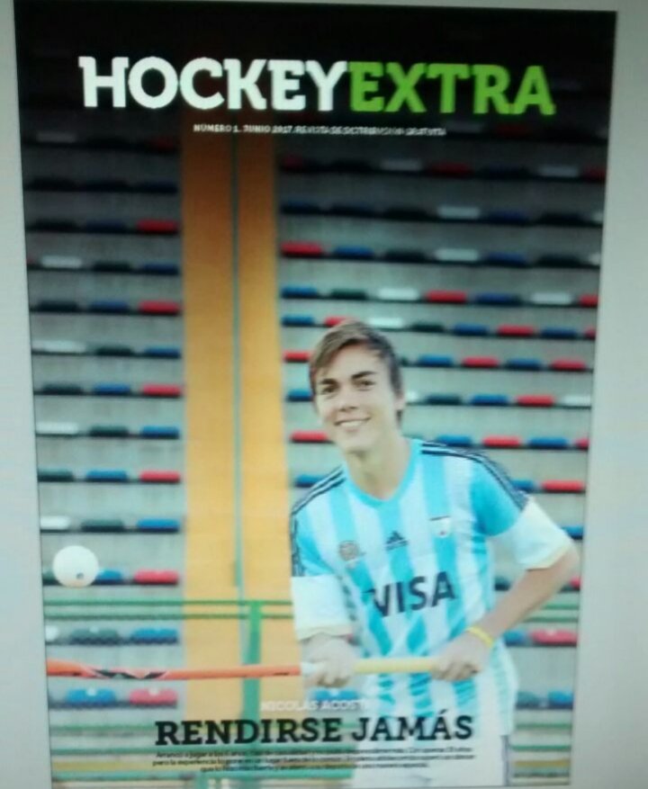 En Junio de 2017 <a href="/_NicoAcosta/">Nico Acosta</a> le contaba a Hockey Extra su sueño. Hoy lo cumplió en la <a href="/FIH_Hockey/">International Hockey Federation</a> Pro League. Un placer y lujo que nos dimos en aquel primer numero.  Felicitaciones al Tero rosarino !!!.