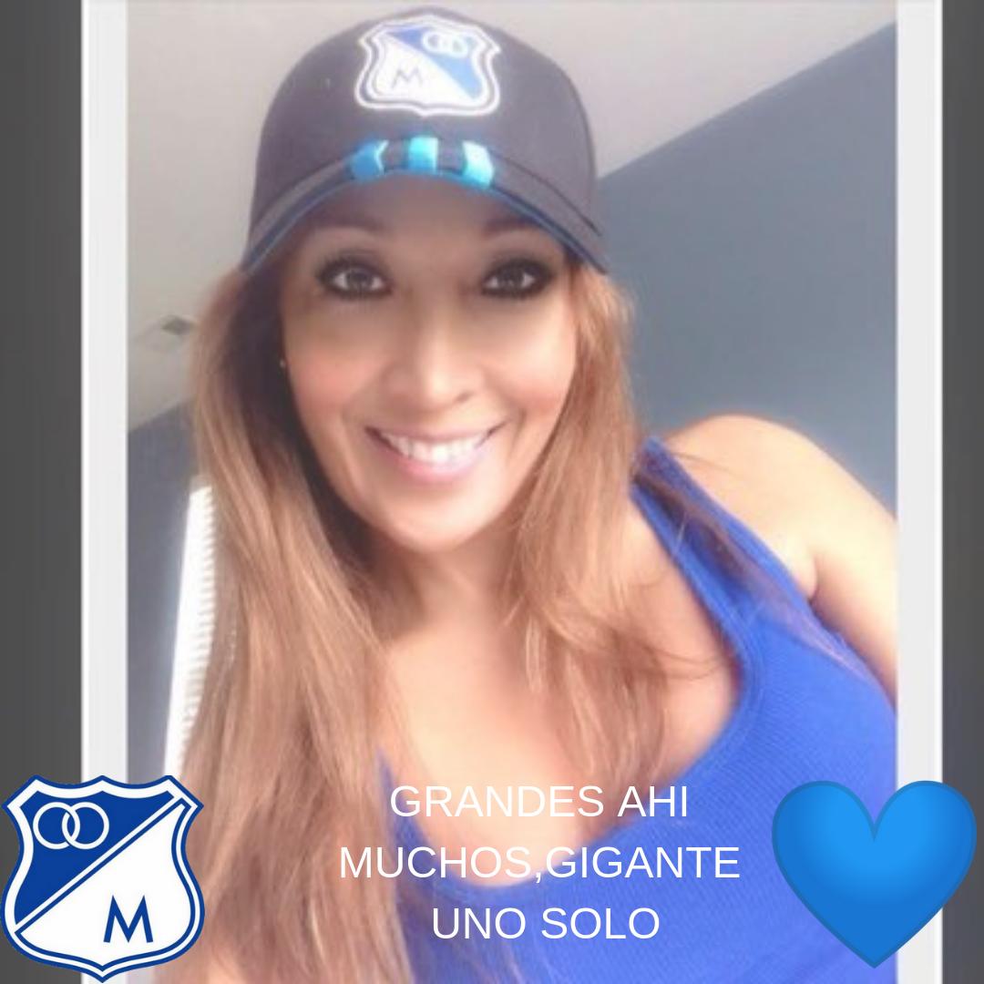 alejorubioa's tweet photo. @Marcela_Azul #EnLasBuenasYEnLasMalas #MicorazonesAzul  #ConLaAzulPuesta https://t.co/gINMk4RAzA