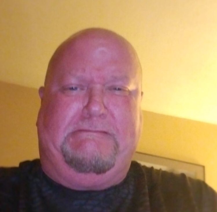 Fuck this pussy is so trash