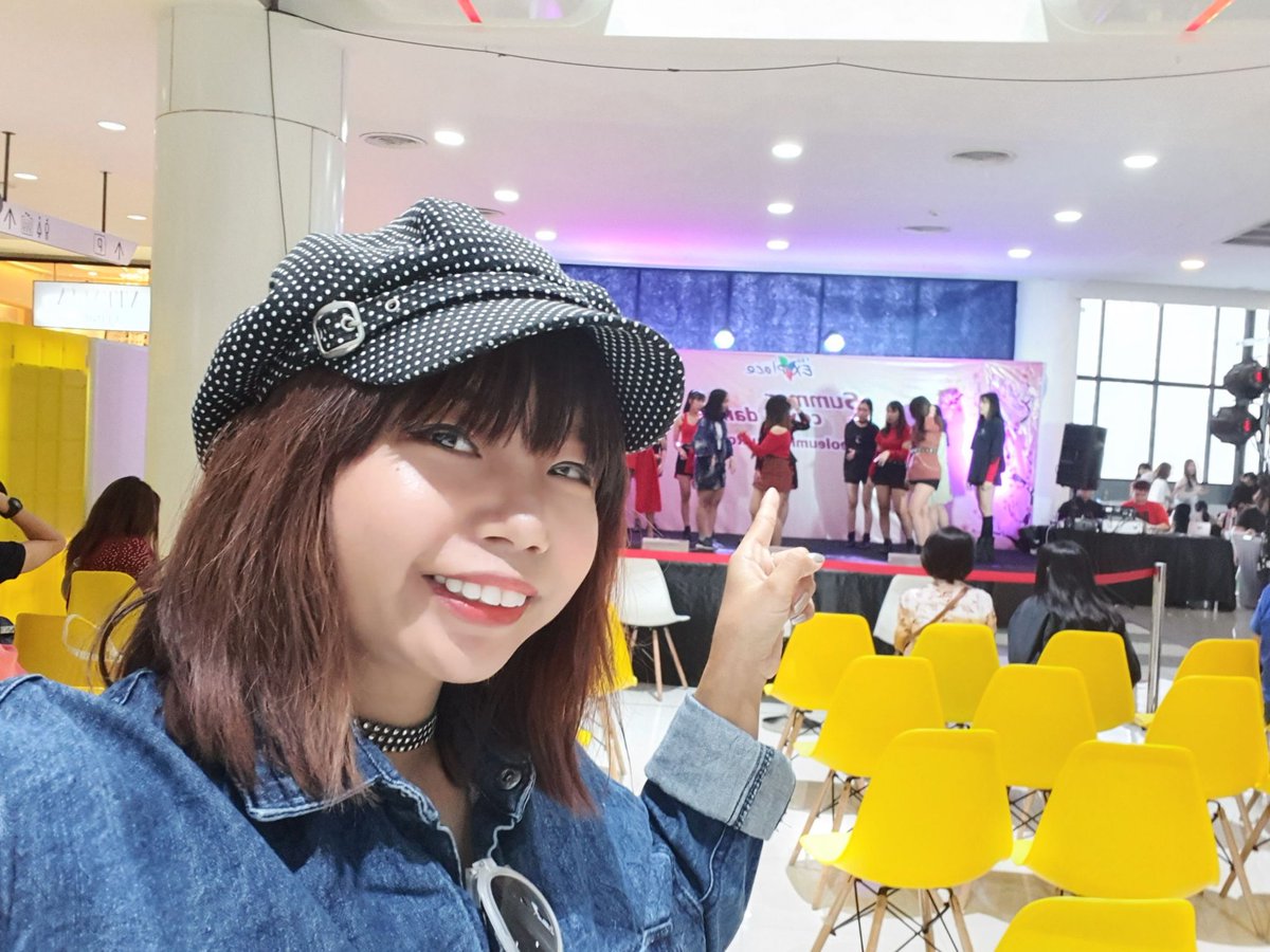 puipuiimnida's tweet photo. อยากรู้ว่าติ่งสไตล์มาทำอะไรที่งาน Cover Dance เร็วๆนี้เจอกัน!!!
Vlogติ่งๆสไตล์ติ่งไร้สติไร้สตางค์
จะพาทุกคนไปติ่งทุกเรื่อง ไม่ว่าจะติ่งศิลปินติ่งอาหารติ่งสิ่งของต่างๆพาไปทุกซอกทุกซอยที่อยากให้ไปติ่ง ฝากกด Subscribe Youtube Ting Style ให้ด้วยนะจ๊ะเบบี้❤
#TingStyle #PuiPui #ppswag https://t.co/DNOC536Zpw