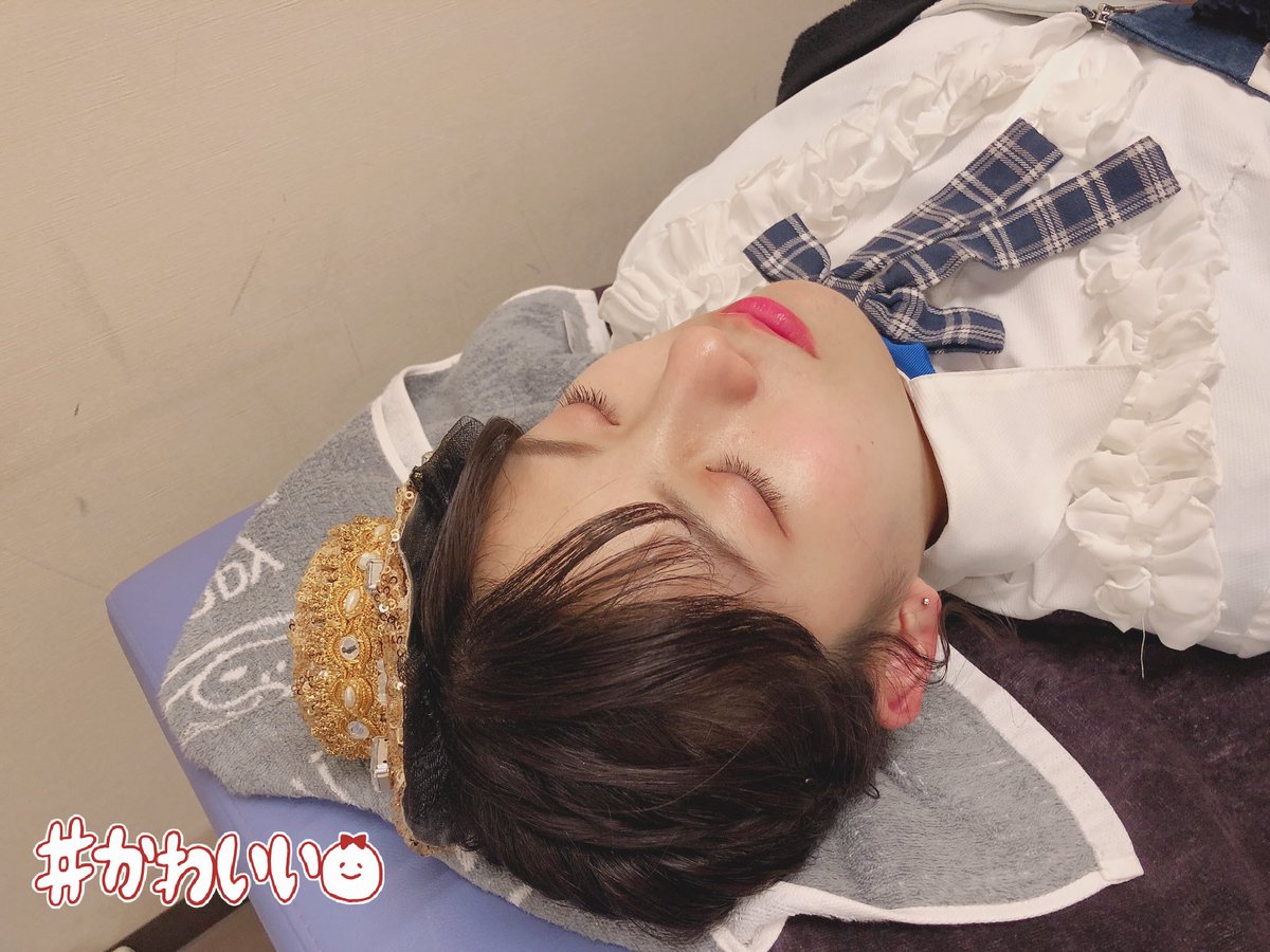 naasan3816's tweet photo. P4U重すぎて進まない😔
EXTRA出らん😔
その代わりエリーゼちゃんがめっちゃ出てきてくれる😆
中間発表までエリーゼちゃんに干されてたのに今は1度のエリアに4回も会えるなんて😂
とりあえず少し軽くしてちょーよ😅
#P4U #Jumptothetop https://t.co/Q3BlI38hIH