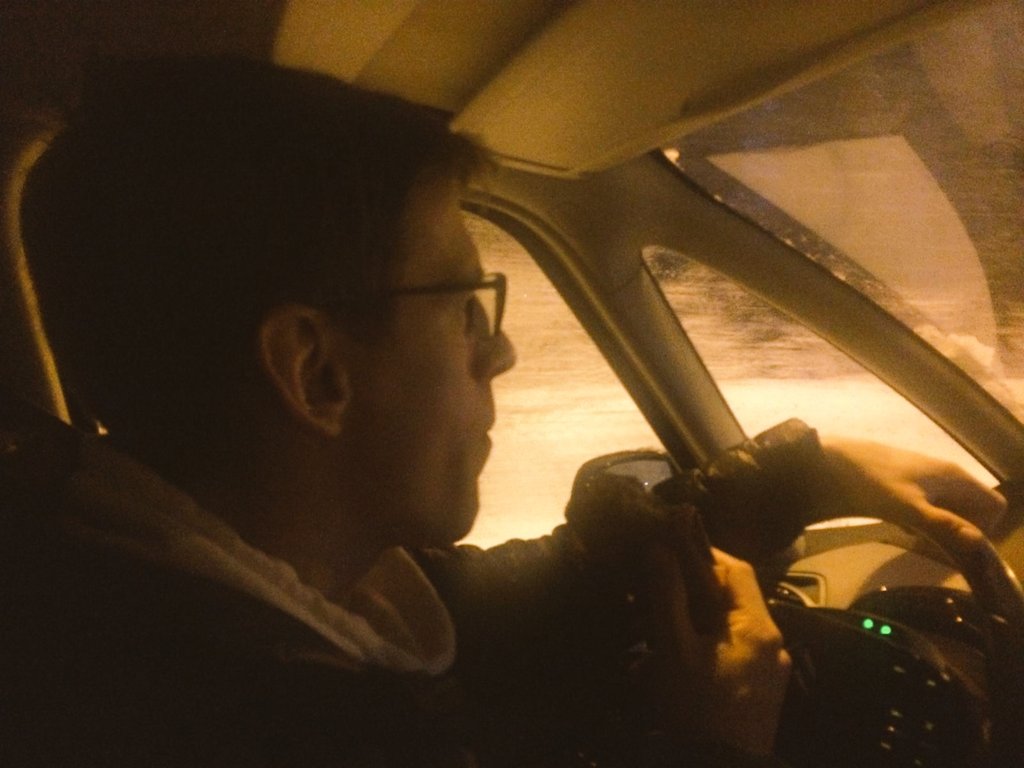 Urheilijan arkea. Klo 5.00 herätys ja junnujen turnaukseen. Ensin pesistä ja perään lätkää. #pelipäivä #pesis <a href="/Pallonlyojat/">Kouvolan Pallonlyöjät</a>