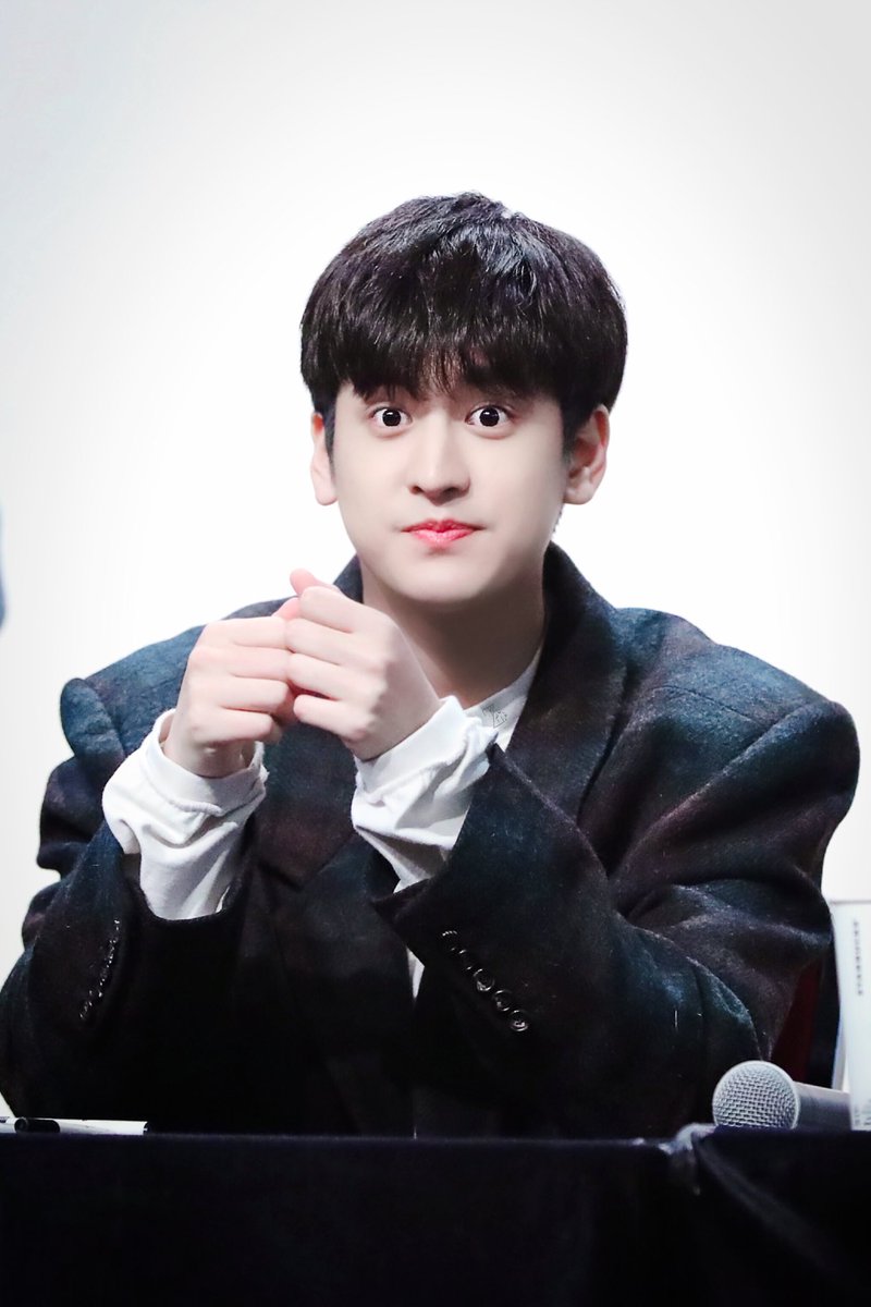 SeeWooLater's tweet photo. 〔HQ〕190119 팬싸 #iKON #정찬우 https://t.co/BcB24dqUU3