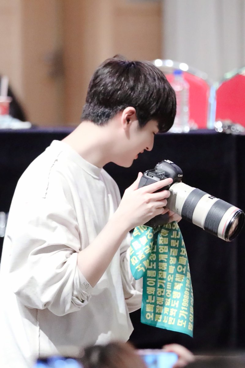 SeeWooLater's tweet photo. 〔HQ〕190119 팬싸 #iKON #정찬우 https://t.co/BcB24dqUU3