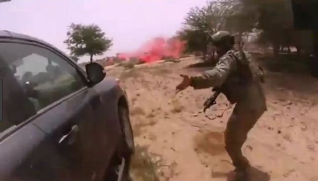 Thoughtsbookcom's tweet photo. 7 soldiers martyred and 12 militants killed in Niger attack.

https://t.co/WqImIAp9rW

#News #India #Trending #trendingnews #TrendingNow #LatestNews #LiveUpdates #Soldiers #International #Terrorist #NigerAttack #terroristattack https://t.co/rcDdFMXqjC