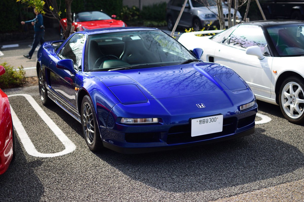 とむ Nsx Types モンテカルロブルーに黒 青内装 ガンメタbbsの洒落た一台 ここまでオリジナルなsを見たのは初かな