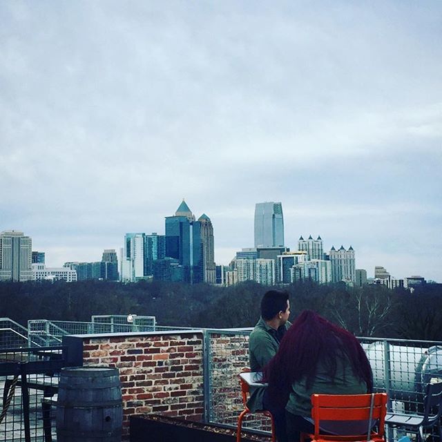 bendycronin's tweet photo. #atlanta skyline a couple of weeks ago https://t.co/2ighFZtp7z https://t.co/1pJK3T2KKX