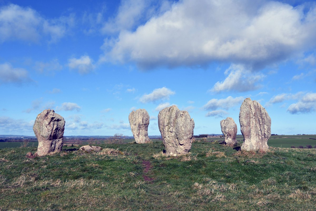 tyneandbeyond's tweet photo. and here they are
#mysical #monument #northumberland #duddo #standingstones #stonecircle https://t.co/ZuFTxddXju