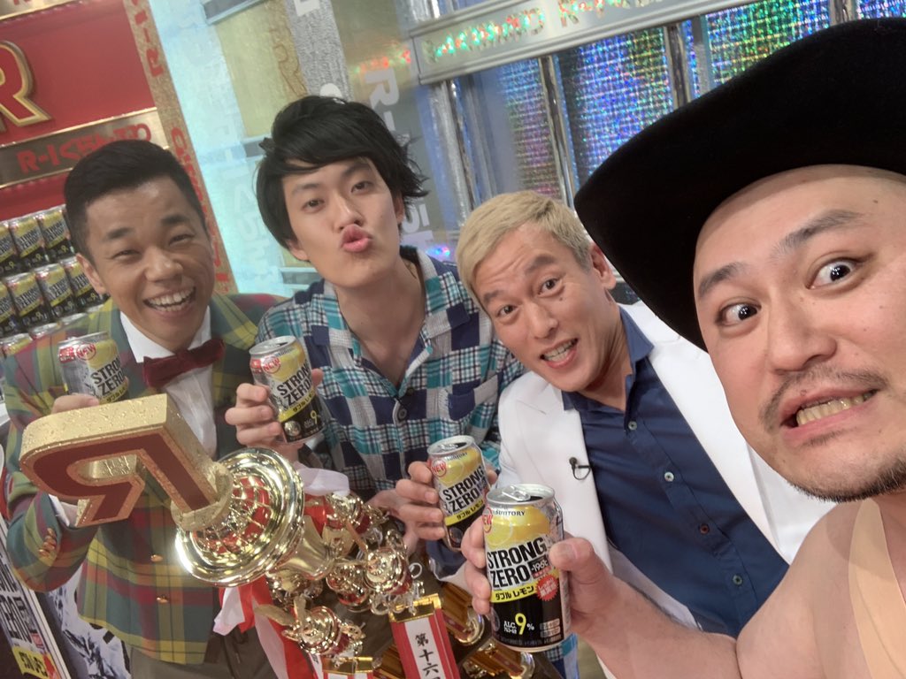 ハリウッドザコシショウ tweet media