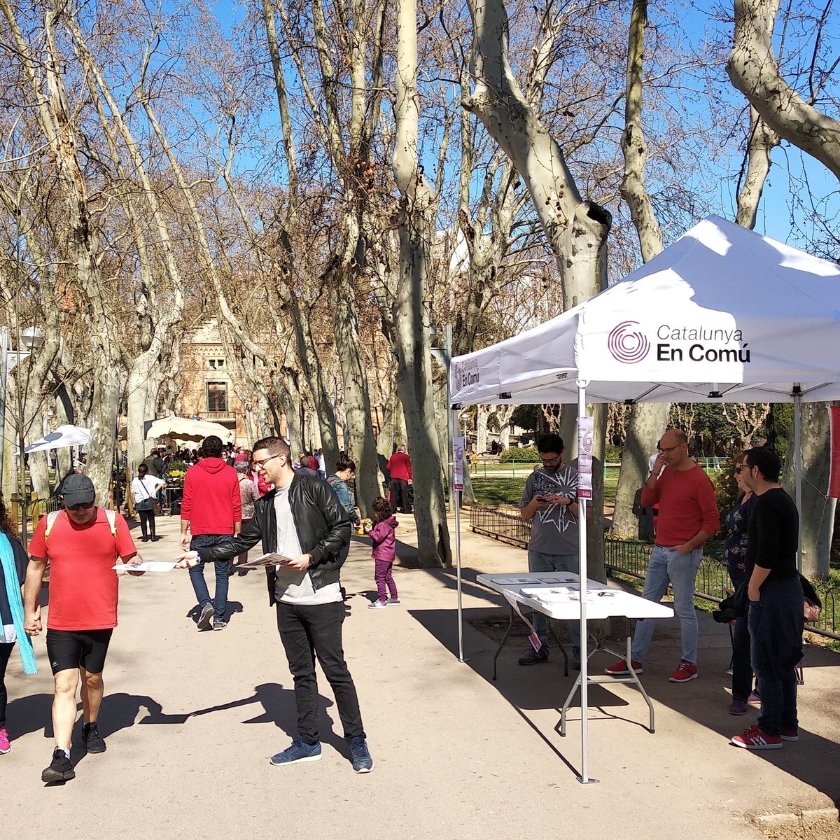 arnaufunes's tweet photo. Avui fem balanç i recollim propostes per #MillorarCornellà amb @claudiocarmonav i @CatComuCornella . @ICV_EUiA_KNY ens sumem per guanyar https://t.co/bjct7Chb2W