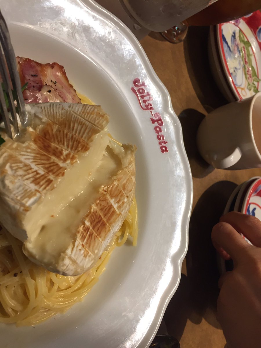 焼きカマンベール入りガーリックロールのバラバラレシピ